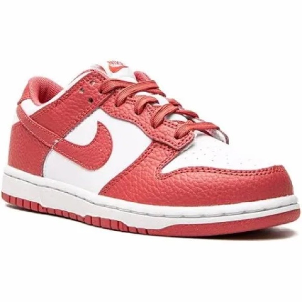 Nike| Dunk Low "Gypsy Rose" sneakers
Size 13.5c